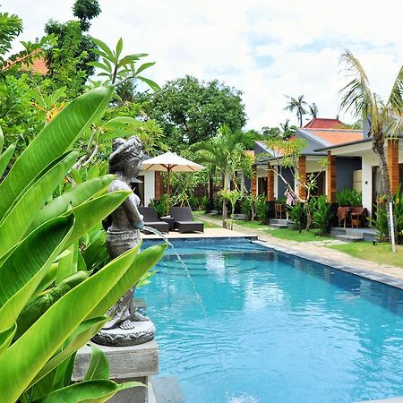 Singabu Bungalows Batununggul Esterno foto
