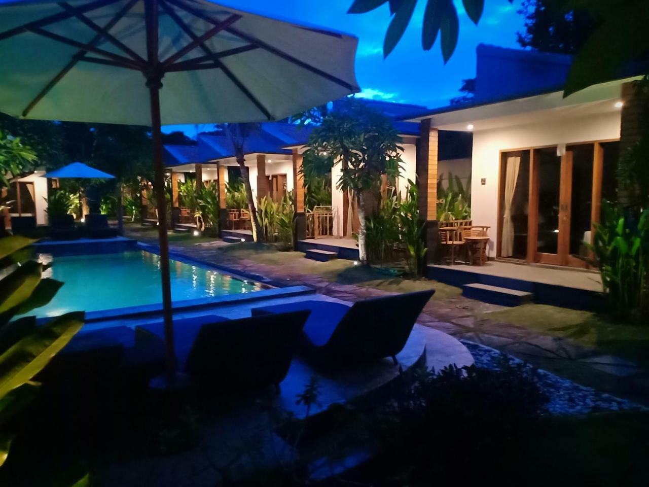 Singabu Bungalows Batununggul Esterno foto